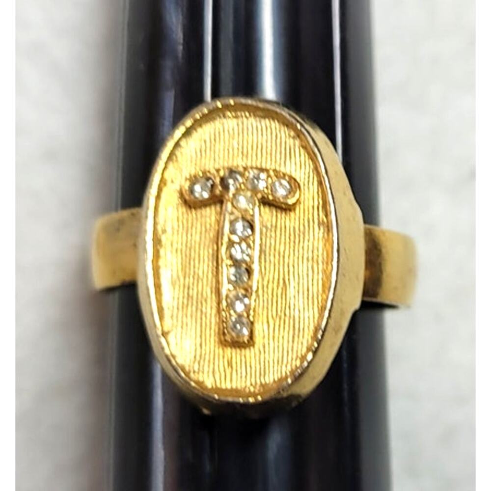 Vtg Uncas Initial T Rhinestone Signet Unisex Ring Size 8.5 Adjustable Goldtone